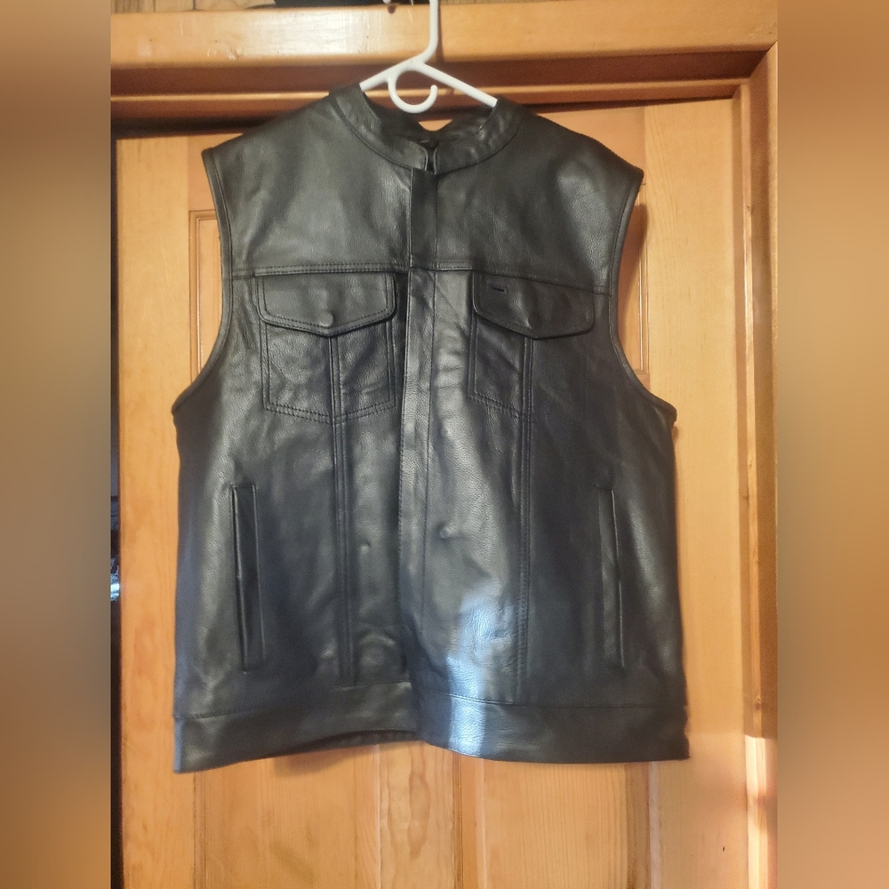Genuine leather men's biker vest